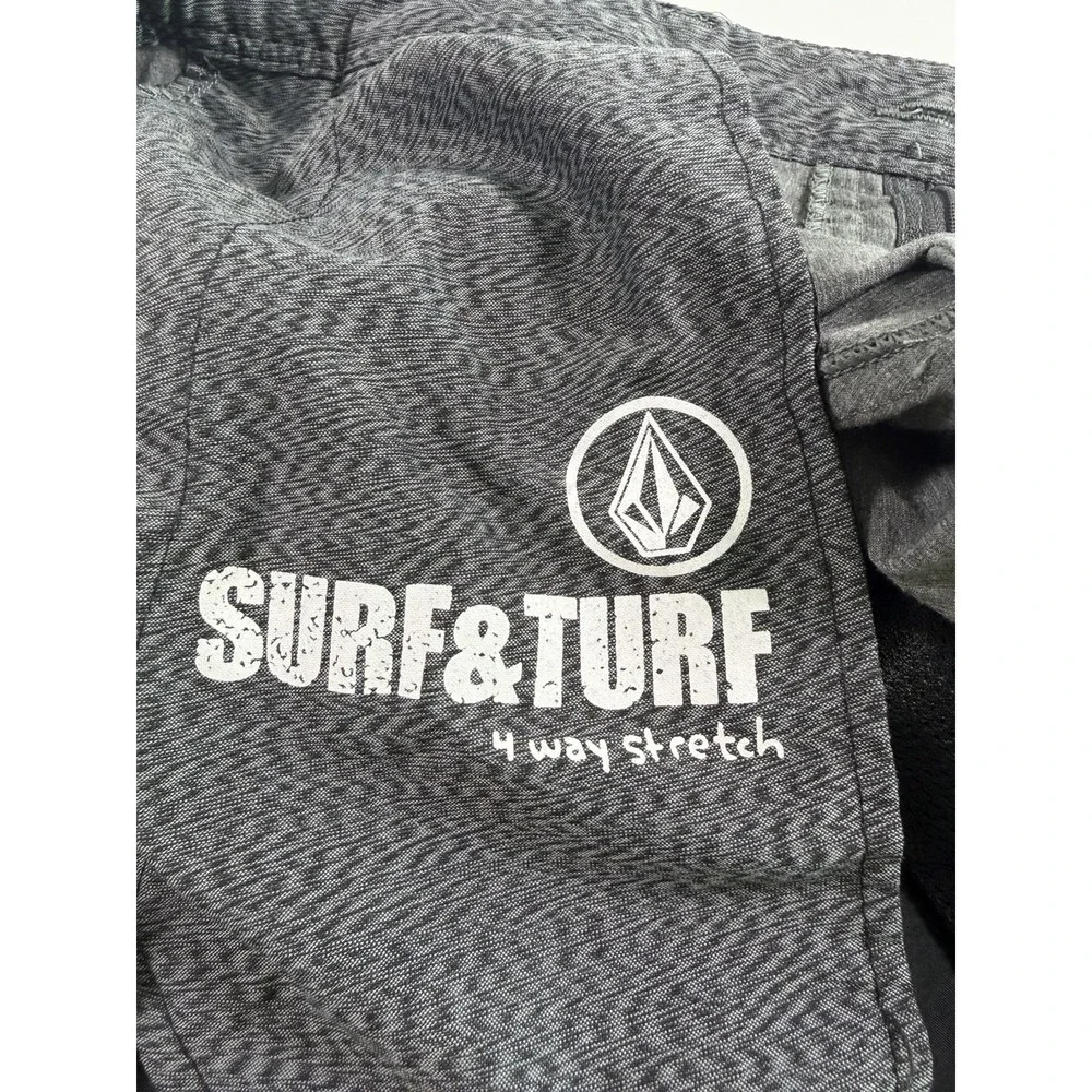 Volcom Shorts Surf and Turf 4 Way Stretch 33 Mens Gray Hybrid Casual Skate
